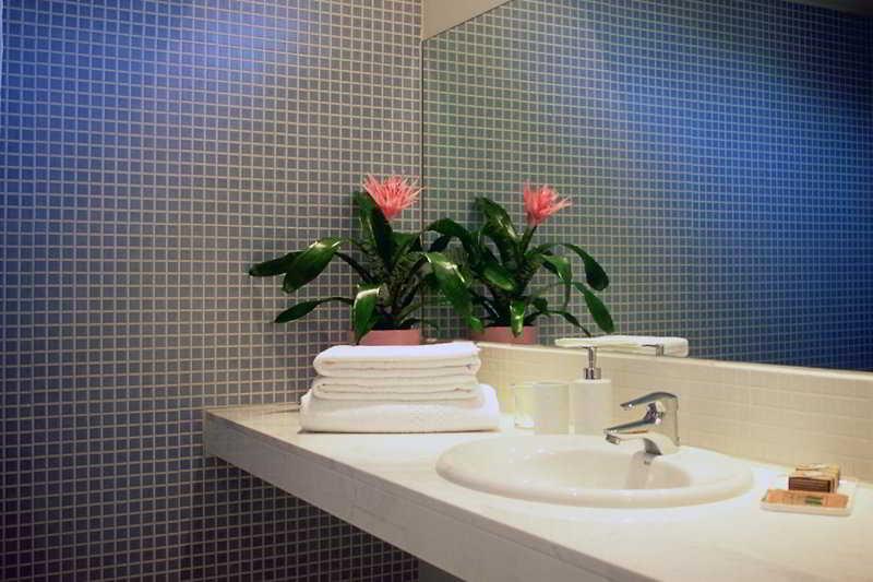 Apartaments Els Quimics ชีโรนา ภายนอก รูปภาพ